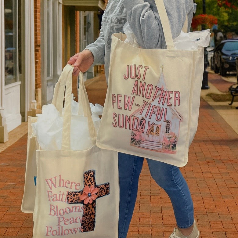 photo of a woman carrying the jumbo tote bags